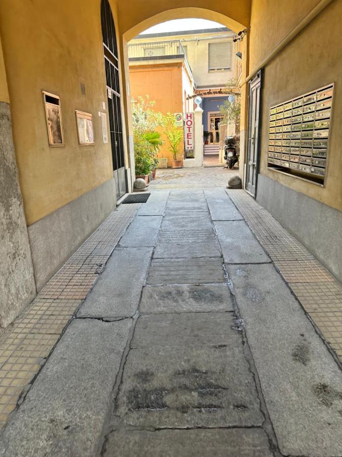 Hotel Mercurio Milán Exterior foto